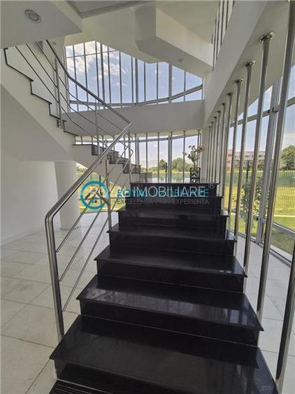 Royal Imobiliare - Vanzare Spatiu Birouri Zona Vest - 32