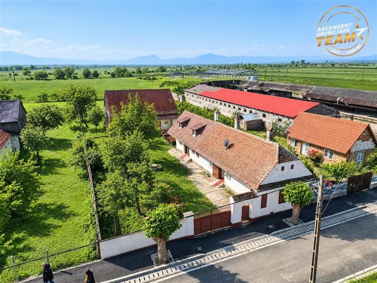 Casa traditionala transilvaneana in zona pitoresca