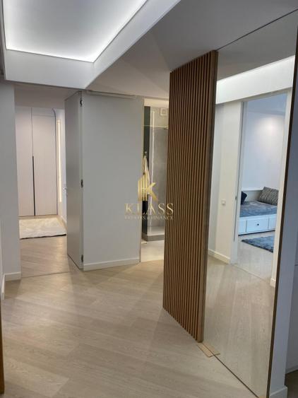 Apartament decomandat de vanzare cu 3 camere in Cortina North
