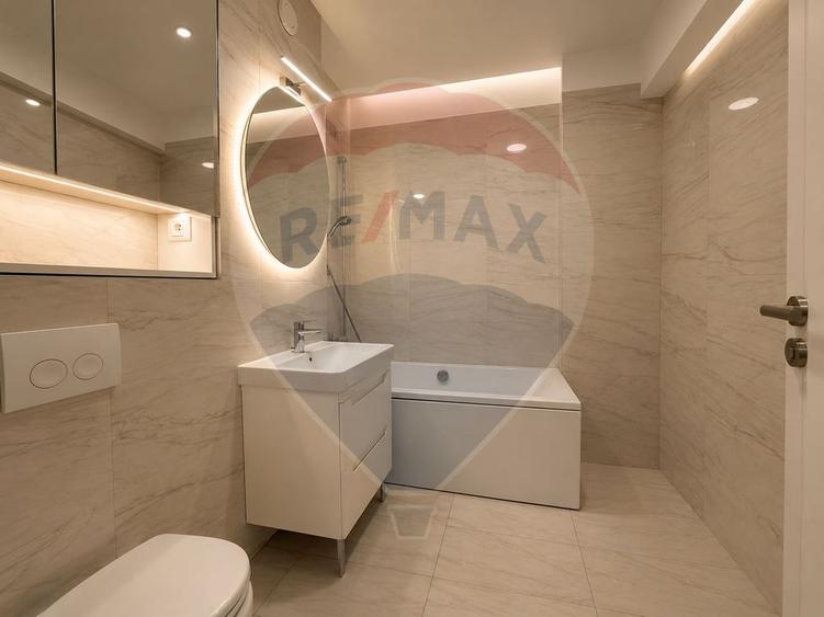 Apartament cu 3 camere de închiriat în zona Lux Dacia Constanta