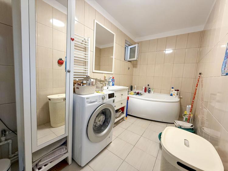 Casa P+M cocheta de vanzare in Ovidiu Sud - Zona Excelenta