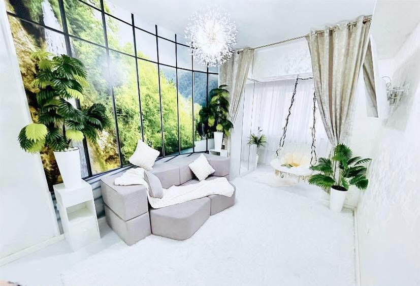 Mobilat LUX, Apartament 3 camere, decomandat–Tatarasi