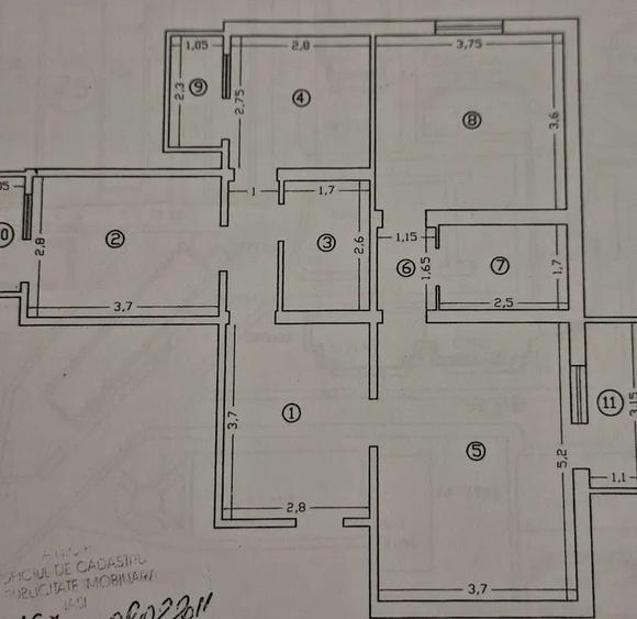 3 camere decomandat, etaj 1, zona  Alexandru - Tigarete