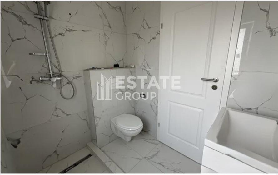 Duplex cu 4 camere pe parter