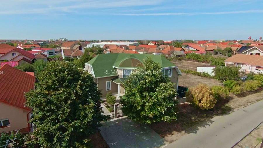 Casă în Stil Canadian, 6 camere, teren 795 mp, Sântandrei, de vânzare