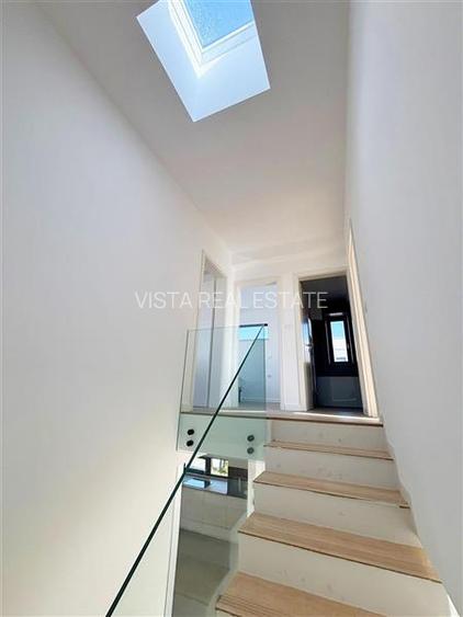 Vila tip duplex in cartier rezidential, 3 dormitoare, 2 bai, pompa de caldura, B - 13