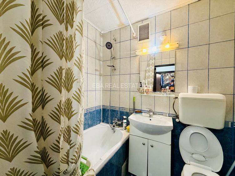 Apartament 3 camere decomandat etaj 1 din 4 Drumul Taberei