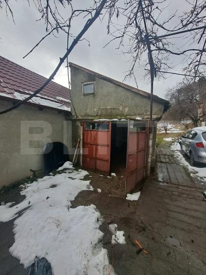 Casă de renovat cu teren generos 1.400 mp – Codlea
