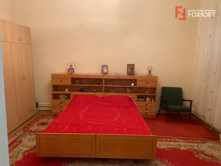 Casa individuala cu 3 imobile separate de vanzare in zona Iosefin
