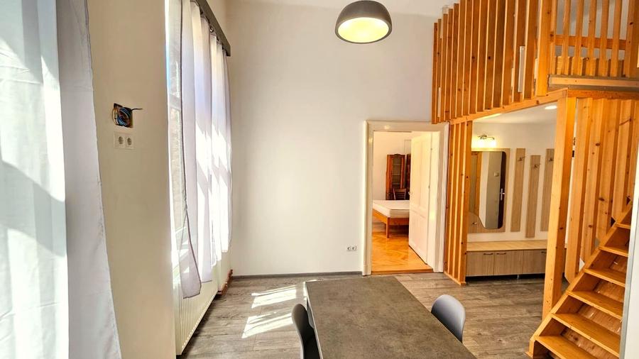 0 %comision Apartament cochet, etajul 1, sud, cladire istorica Central