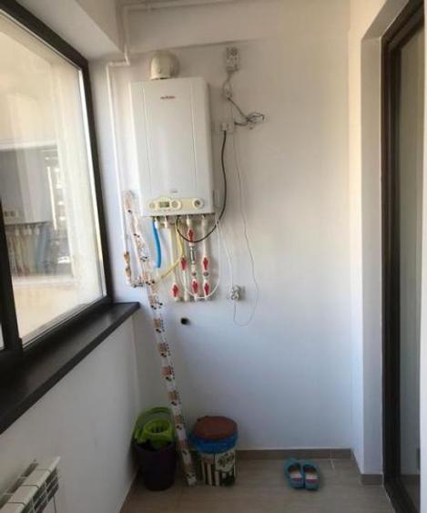 Apartament de închiriat cu 2 camere, decomandat, în Tomis Plus