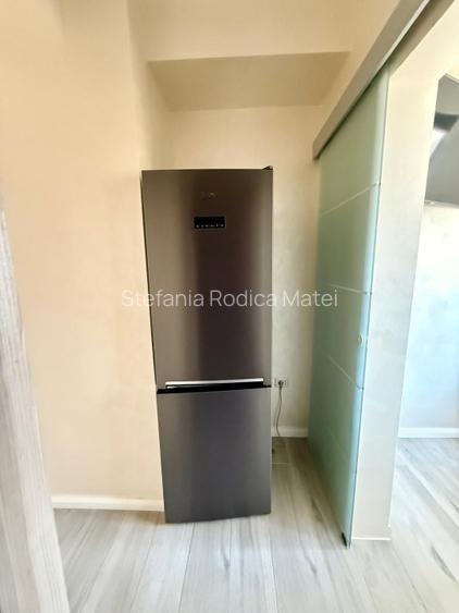 Apartament 3 camere Mamaia, vis a via de Hotel Iaki, cu vedere la lac - 12