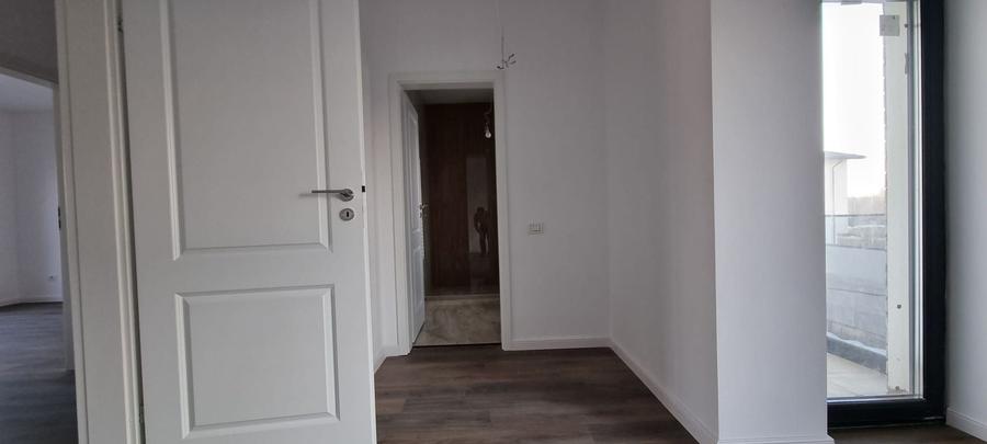Vilă NOUĂ | Curte 400 mp | Mansardă pe placă | Lângă Parc Ghidigeni