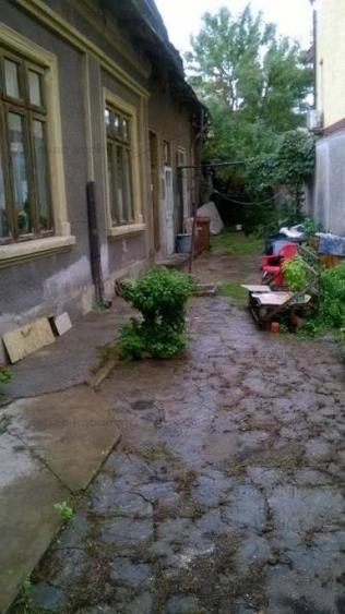 Zona Bd. Cuza casa caramida cu teren=290mp ,4 cam 105mp construiti