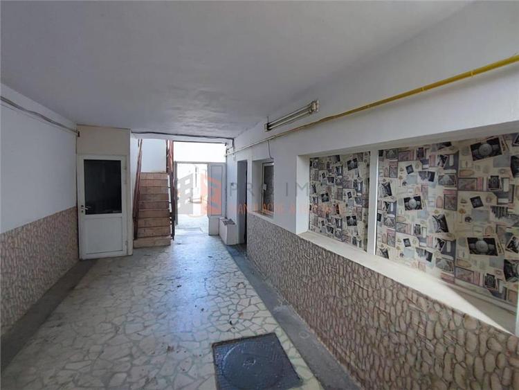 Casa tip parter + mansarda in zona Centru