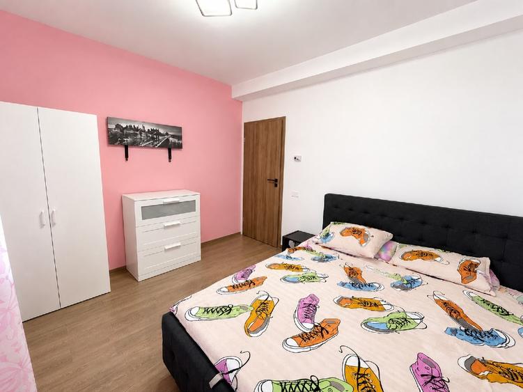 Duplex spațios, complet mobilat, într-o zonă liniștită, lângă râu