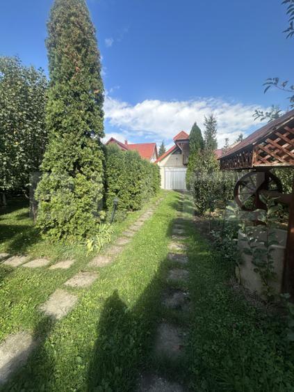 Casa de vanzare, 195 mp, 1100 mp teren, zona Lucian Blaga