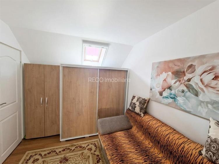 RECO Casa renovata complet la curte comuna in Cantemir - 15