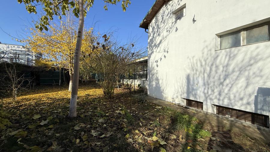 Vila D+P+1 si pod in Mamaia Sat cu teren 1569 mp si suprafata desfasurata 865 mp