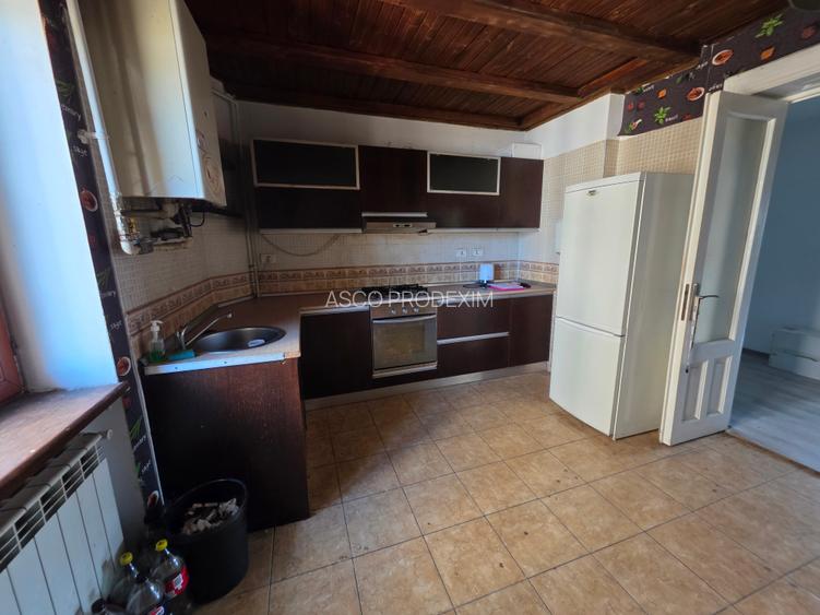 Apartament 4 camere decomandate Ateneul Roman, zona pietonala 100mp - 2