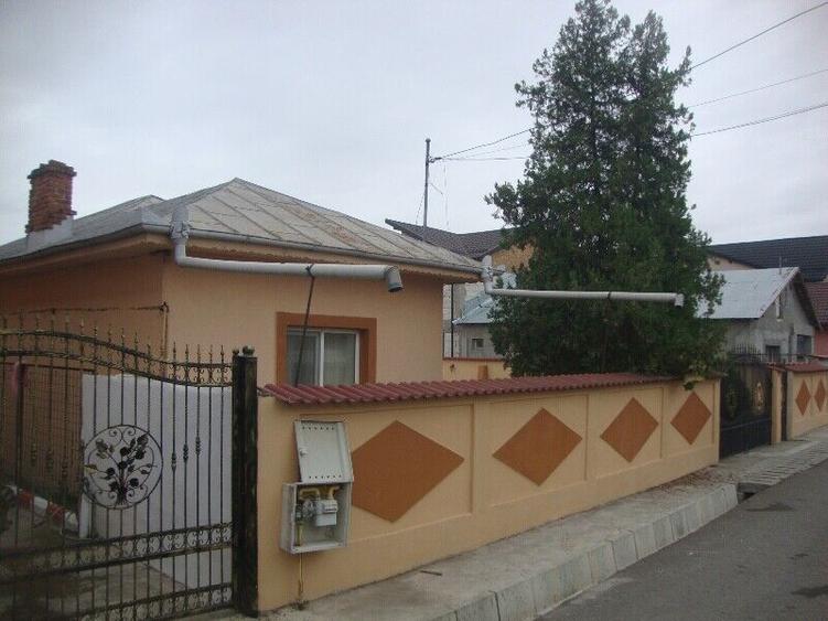 Locuințăcu teren intravilan în comuna Filipeștii de Târg, sat Mărginenii de Jos