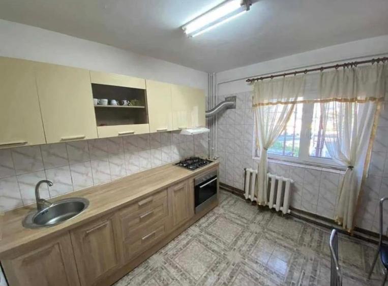 APARTAMENT 3 CAMERE DE ÎNCHIRIAT RAHOVA PARC SEBASTIAN