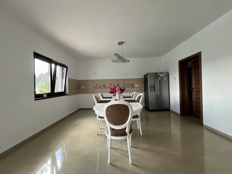 COMISION 0% Casa individuala, 4 camere, 286 mp utili, piscina - Mosnita Noua