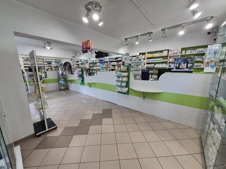 Inchiriere spatiu comercial , fosta farmacie