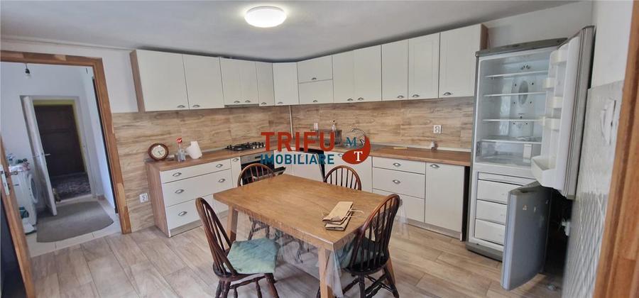 Casa de vanzare zona Centru 571mp teren