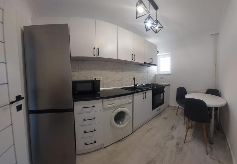 Far- apartament 2 camere decomandat circular finisat modern