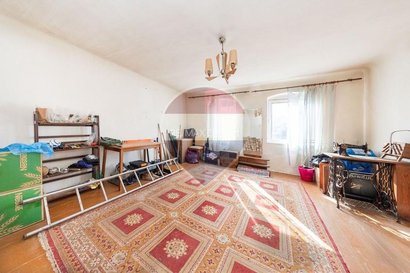 Proprietate cu teren spectaculos și priveliște de poveste în Șchei - 12