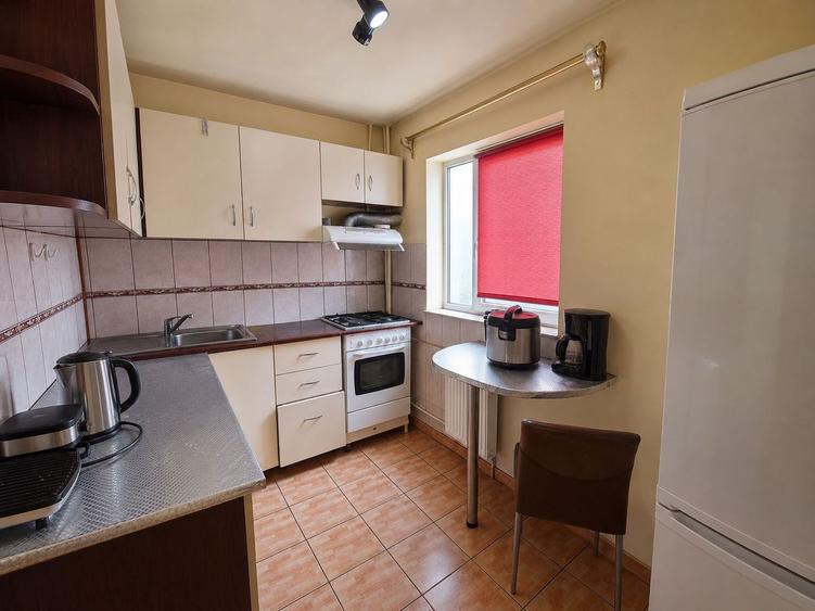 Apartament 1 camera decomandat, 37 mp, parcare, str Frunzisului