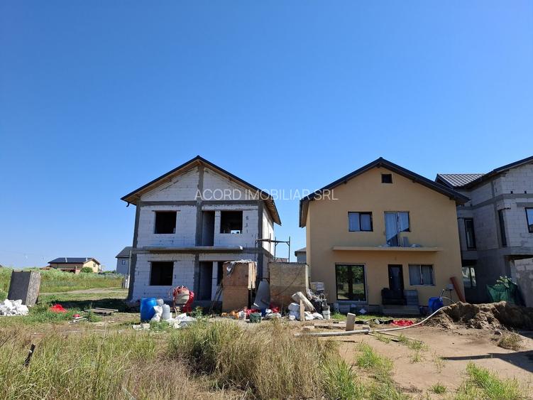 Casă P+1  la roșu 5 camere 158 mp cartier Palas - 3