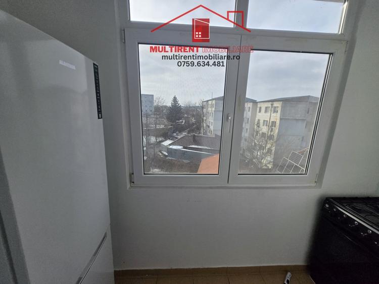 Apartament 2 camere etaj 3 - langa Scoala !