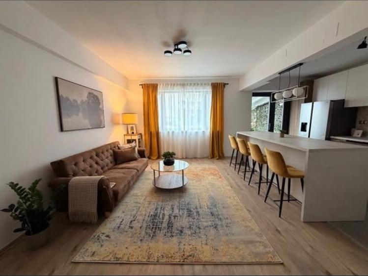 Apartament 3 camere cu grădină proprie și parcare