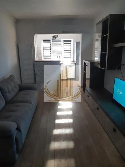 Apartament cu două camere decomandat modern