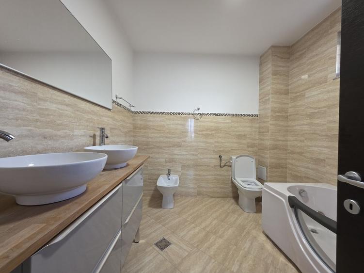 Vila individuală cu piscină privată,, teren 1000 mp – Pipera