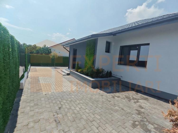 Casă de vânzare în Cumpăna, la cheie, utilități complete, deschidere la 2 străzi