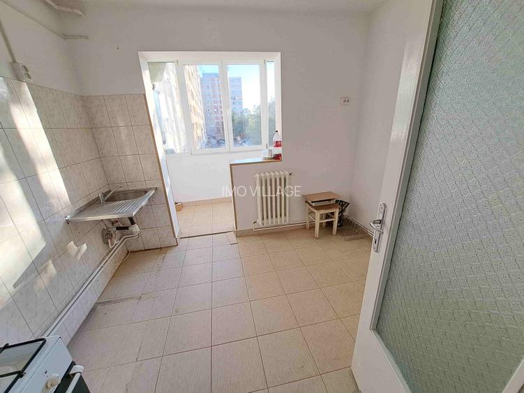 Vand apartament 3 camere, decomandat, Tg. Mures, Dambu Pietros - 4