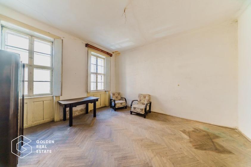 4 Camere la casă, 215mp+261mp teren, str Preparandiei