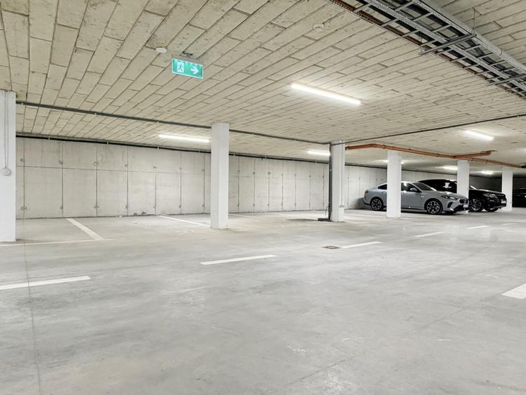 Apartament NOU, 2 camere, 45 mp, balcon 10 mp,Eroilor Residence, garaj