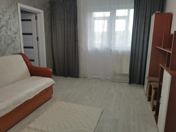 Apartament cu 2 camere, RENOVAT, zona Alexandru cel Bun