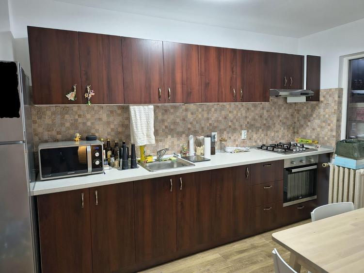 Pantelimon, ap. 4 camere, 104 mp, et.13, renovat complet, 160.000Euro