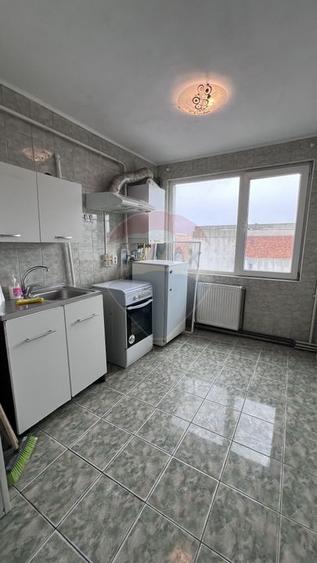 Apartament 4 camere de vanzare in Micro 16, Galați – 88,29 mp utili
