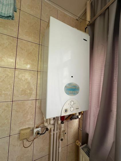 - Etaj 2, Apartament 2 camere Buzaului.