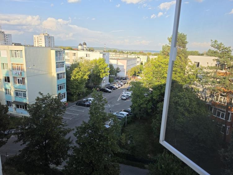 Proprietar – Apartament 2 camere, renovat integral, centrală proprie, Trivale