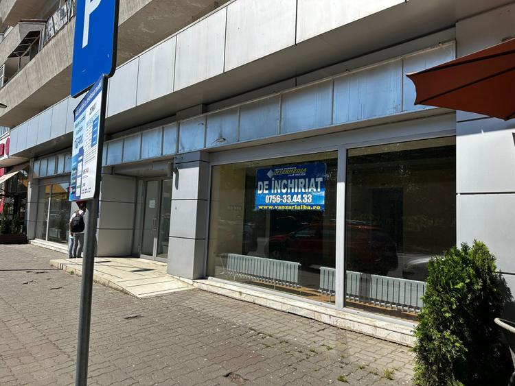 INCHIRIERE Spațiu comercial 173 mp. Vitrina Mare la Bulevard CETATE Alba Iulia
