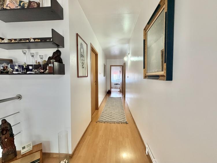 Casa individuala, 4 camere, 135mp utili, 400mp teren, terasa 60mp in Sanmihai