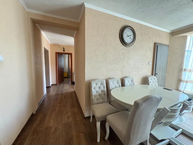 Apartament de 3 camere, decomandat, 100mp + terasa 30mp, zona Gradina Botanica