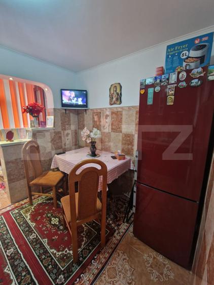 Apartament cu 2 camere, 52 mp, etaj intermediar, zona Burdujeni